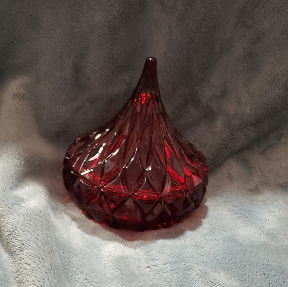 Beautiful Red Shannon Crystal Hershey Kiss Shaped